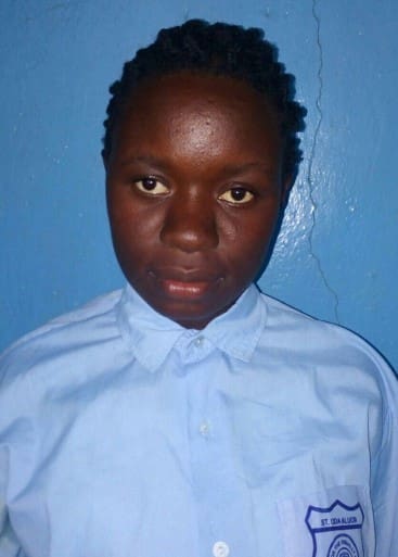 Grace Achieng 15 år